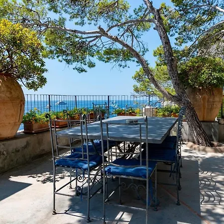 Terrazza Faraglioni Retreat Willa Capri
