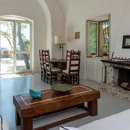 Terrazza Faraglioni Retreat * Капри
