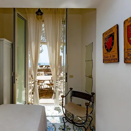 Terrazza Faraglioni Retreat Вилла